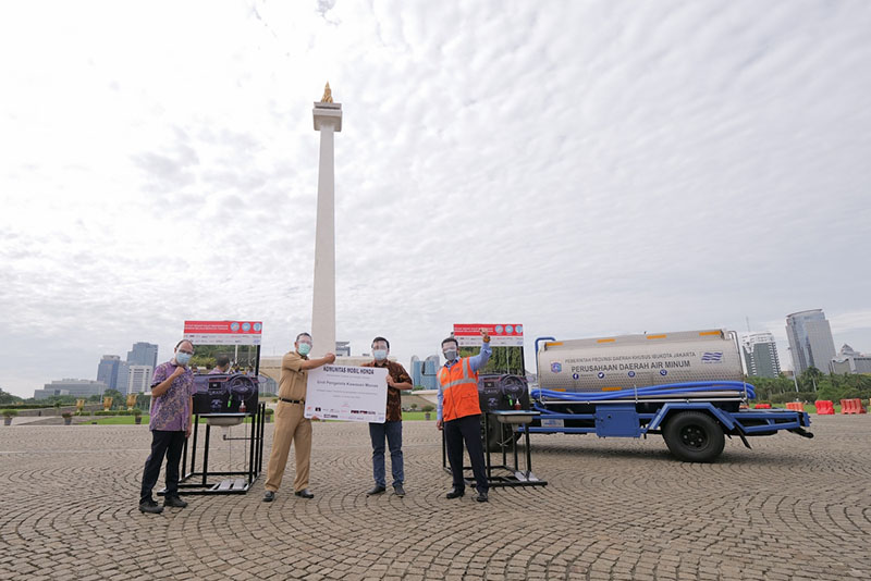 Komunitas Mobil Honda Donasikan Fasilitas Cuci Tangan Untuk Monas