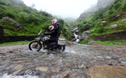 Cerita Donna Agnesia dan Darius Touring Sejauh 380 Km di India