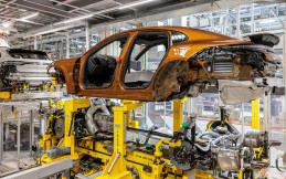Dijuluki Smart Factory, Apa Saja Fasilitas Pabrik Porsche di Leipzig?