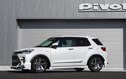 Pivot Power Box Bikin Performa Toyota Raize dan Daihatsu Rocky Makin Asyik