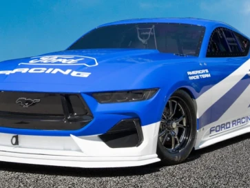 Ford Pecahkan Rekor Dunia Drag Race dengan Mustang Cobra Jet 2200, Tembus 6 Detik