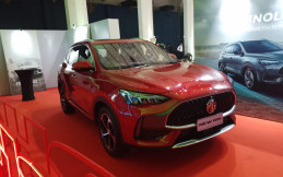 MG HS Bersaing di Kelas Medium SUV, Tampilan Sporty jadi Andalan