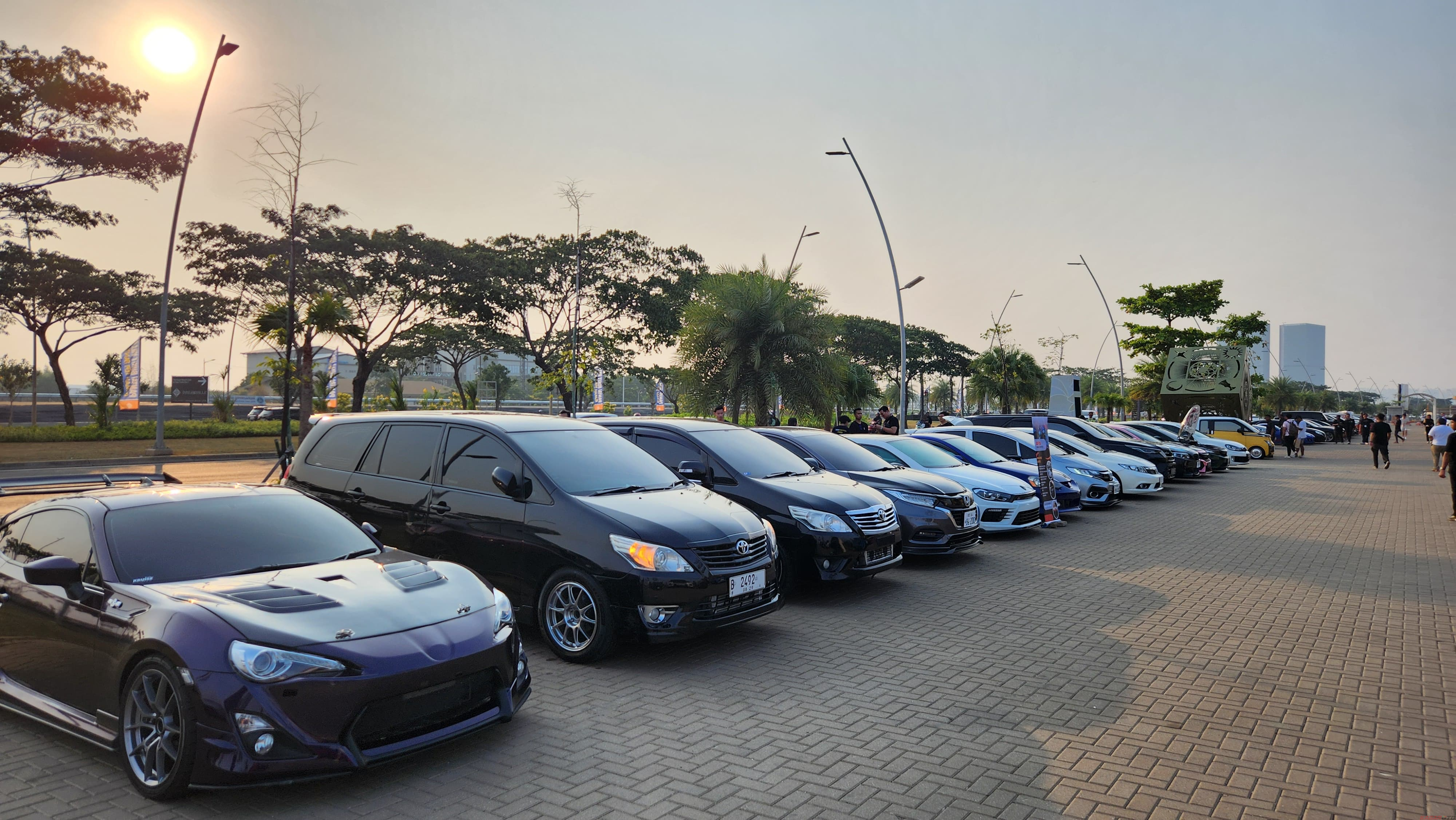 Kontes Modifikasi Monarch Rev Party Telah Berlangsung, Usung Tema 'Neon Japanese'