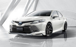 Toyota Camry Hybrid Lebih Irit Dari Honda Accord Hybird ?