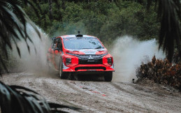 Rifat Sungkar Bawa Xpander Rally Team Jadi Juara Nasional Reli 2022