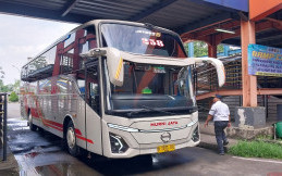 Jelang Nataru, Ini Tips Aman untuk Pengemudi Kendaraan Komersial