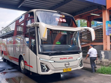 Jelang Nataru, Ini Tips Aman untuk Pengemudi Kendaraan Komersial