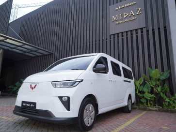 Wuling Mitra EV Minibus Jadi Andalan Layanan Sosial dan Kesehatan Bagi Masyarakat