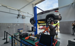 Mazda Indonesia Siapkan Infrastruktur EV di Training Center PIK 2