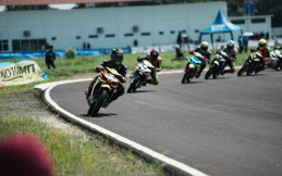 Para Tim Balap yang Sedang Eksis, Bertarung di Sirkuit Mijen