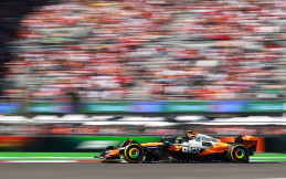 Memperebutkan Posisi Pertama, McLaren Lawan Red Bull Racing