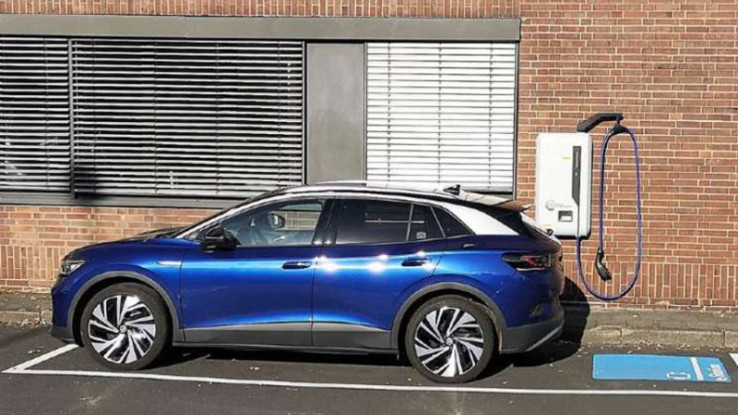 Anak Perusahaan Volkswagen Uji Coba Kotak Pengisi Daya Mobil Listrik