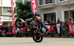 Aksi Stuntrider Cilik Asal Banjar Pikat Para Juri freestyle