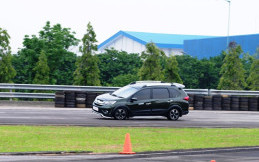 Yuk, Kenalan dengan Fitur Electronic Stability Control (ESC)