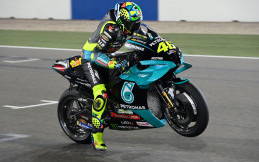 Motor Valentino Rossi Pakai Perangkat Aneh