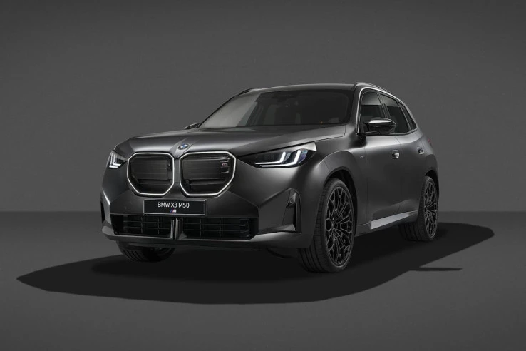 BMW X3 M50 xDrive Disodorkan Black Package dan Tambah Tenaga