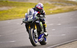 Motor Bekas Latihan Maverick Vinales Dijual