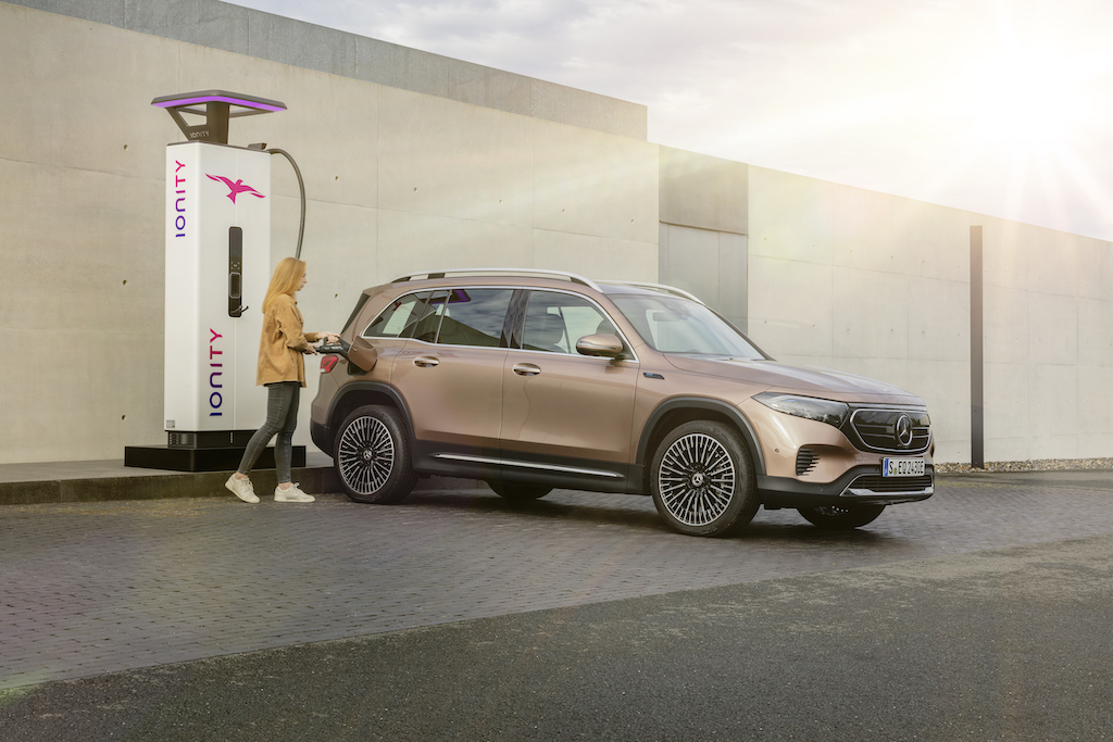 169 Unit Mercedes-Benz EQB Kena Recall, Ada Potensi Terbakar