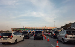 Libur Nataru, Tire Check Service di Rest Area Tol Cikampek KM 57