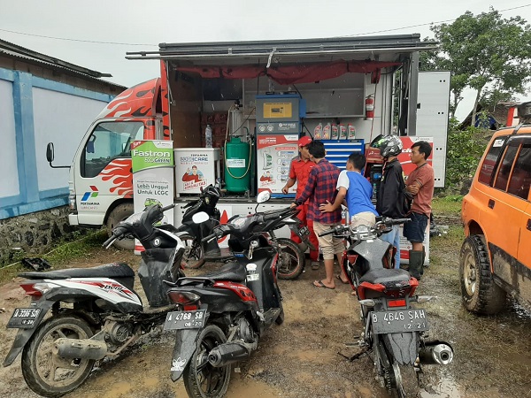 Peduli Banjir, Pertamina Lubricants Layani Ganti Oli Gratis di Lebak