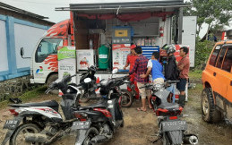 Peduli Banjir, Pertamina Lubricants Layani Ganti Oli Gratis di Lebak