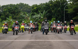 Asah Skill, Keseruan Riders Honda CBR Ngebut Bareng di Sirkuit