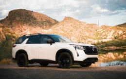 Nissan Pathfinder Bergaya Heritage, Edisi Rayakan 40 Tahun