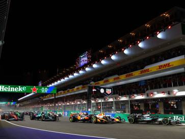 Hasil F1 Las Vegas 2025: Max Verstappen Juara, Duet McLaren Diskualifikasi