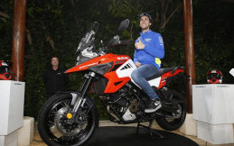 Alex Rins Nekat Touring 200 Km Geber Suzuki V-Storm 1050XT