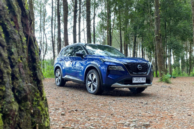 Seberapa Irit Berkendara Nissan X-Trail ePower with e-4ORCE 