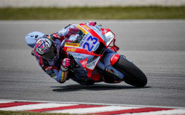 Pembalap MotoGP Minum Obat Masuk Angin Juga Ternyata