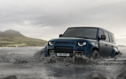 Land Rover Defender Octa Resmi Melantai di Indonesia, Intip Spesifikasinya