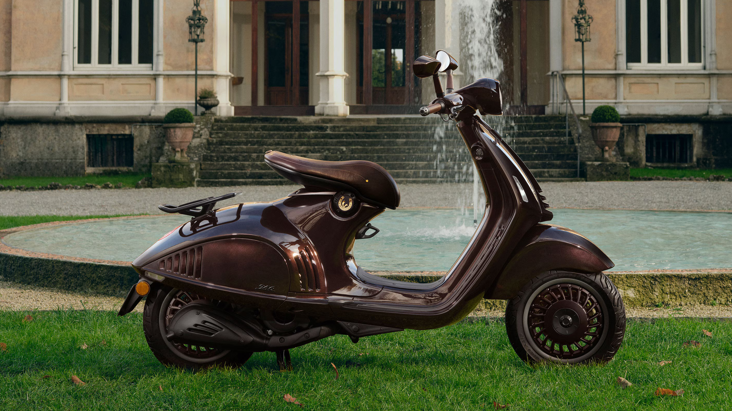 Vespa 946 Horse Bisa Dibeli di Indonesia, Banderol Rp288 Juta