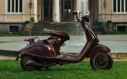 Vespa 946 Horse Bisa Dibeli di Indonesia, Banderol Rp288 Juta