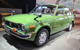 Honda Civic Generasi Pertama Mejeng Di Dreams Cafe Powered By Honda