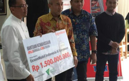 Federal Lubricants Serahkan Bantuan Rp1,5 Miliar untuk Palu dan Donggala