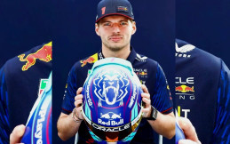 Max Verstappen Pamer Helm Spesial Lakoni F1 Miami 2023