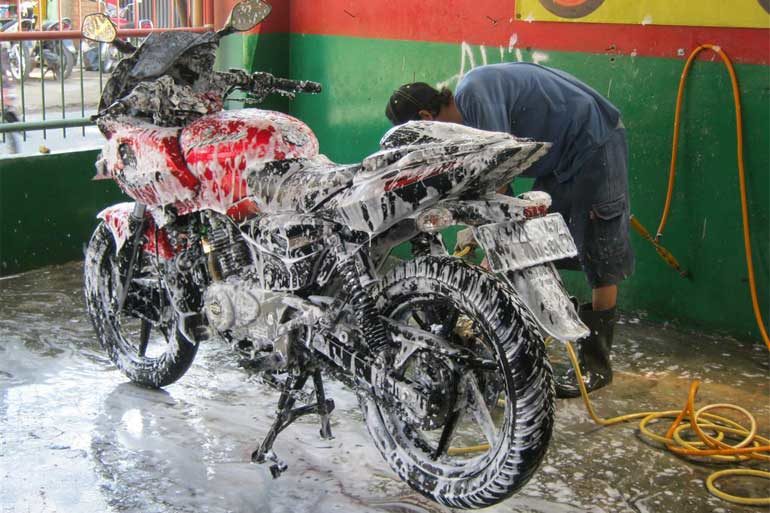 Libur Akhir Tahun, Lakukan Ini Sebelum Motor Tak Dipakai