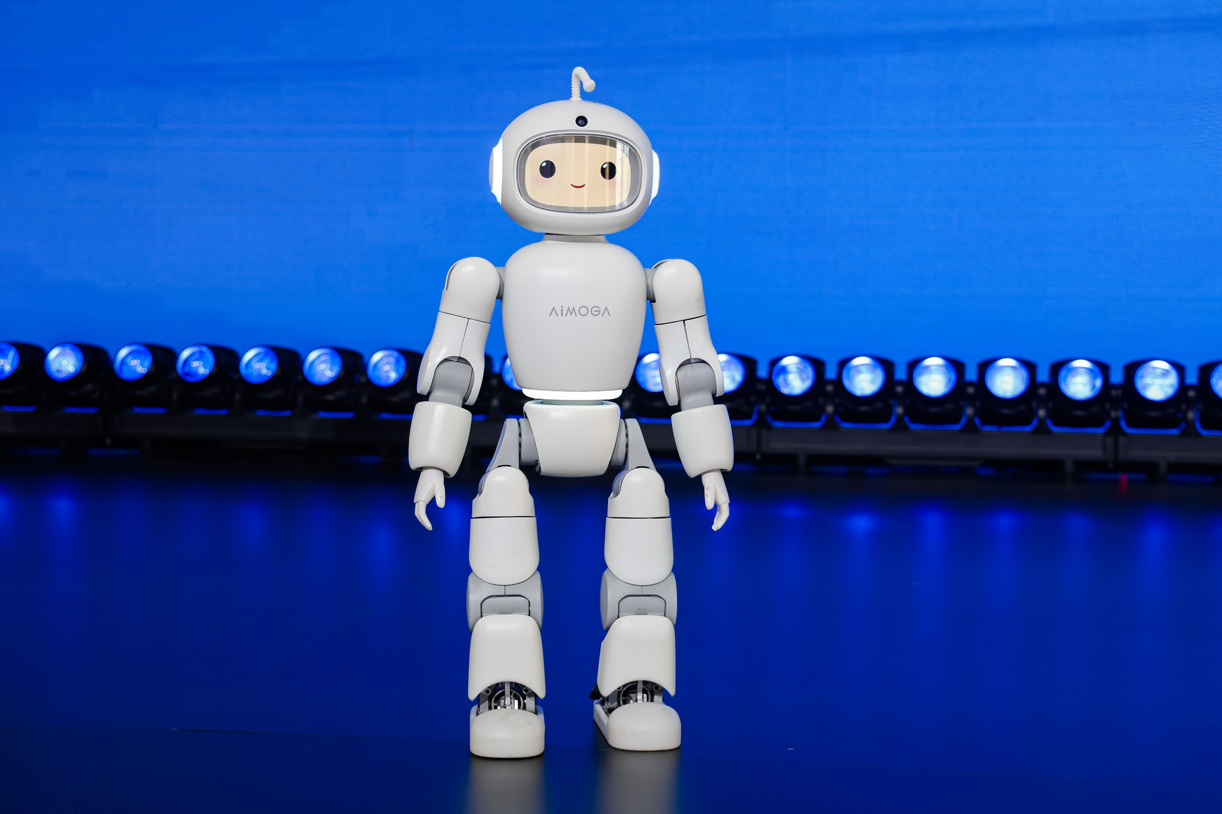 AiMOGA Mobo Resmi Meluncur di China, Robot Humanoid Ini Bisa Temani Keluarga