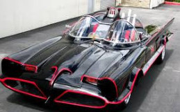 Berbagai Kisah Pecinta Batman Bikin Batmobile
