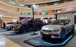 Kia Tebar Promo di Mall, Tampilkan Mobil Listrik Andalannya