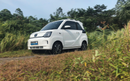 Test Drive DFSK Seres E1, Micro EV Imut dengan Efisiensi Tinggi dan Kendali Gesit