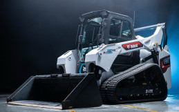 Doosan Bobcat Rilis Track Loader Listrik Pertama di Dunia