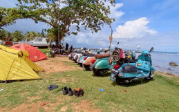 Resmikan Komunitas, Scooterist Alam Sutera (Sastra) Gas ke Pantai Carita Banten