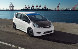 Bodi Kompak dan Mesin Besar, Honda Fit Ini Bertenaga 215 Dk