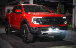 Autovision Donington D5 Gabungkan Teknologi BiLED, Solenoid dan Tiga High Beam