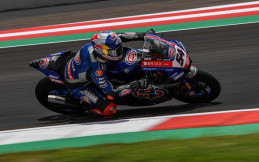 Hasil Race 1 WSBK Mandalika 2021 : Rea Finis Pertama, Toprak Juara Dunia