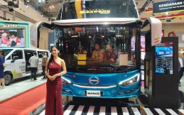Hino Hadirkan Bus RM 280 ABS Retarder, Fokus Pada Keselamatan dan Efisiensi 