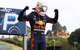 Memburu Gelar Juara F1, Max Verstappen Setia dengan Red Bull