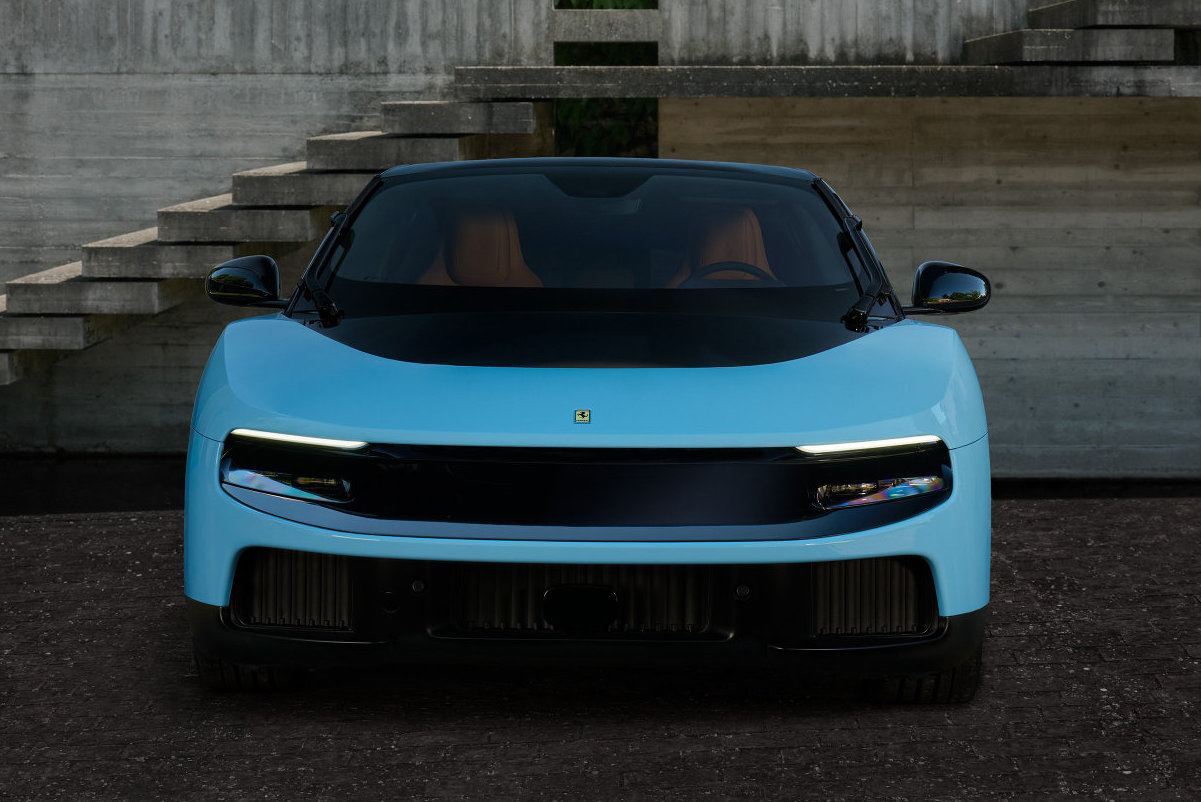 Ferrari Luce
